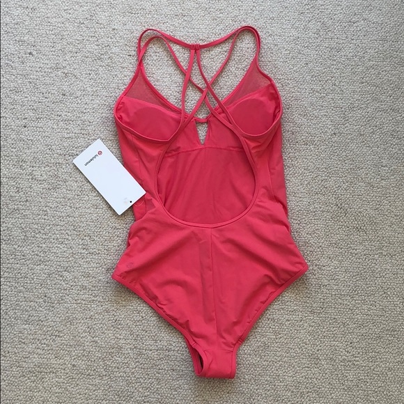 Lululemon Wave Wonderer One Piece - Picture 6 of 6